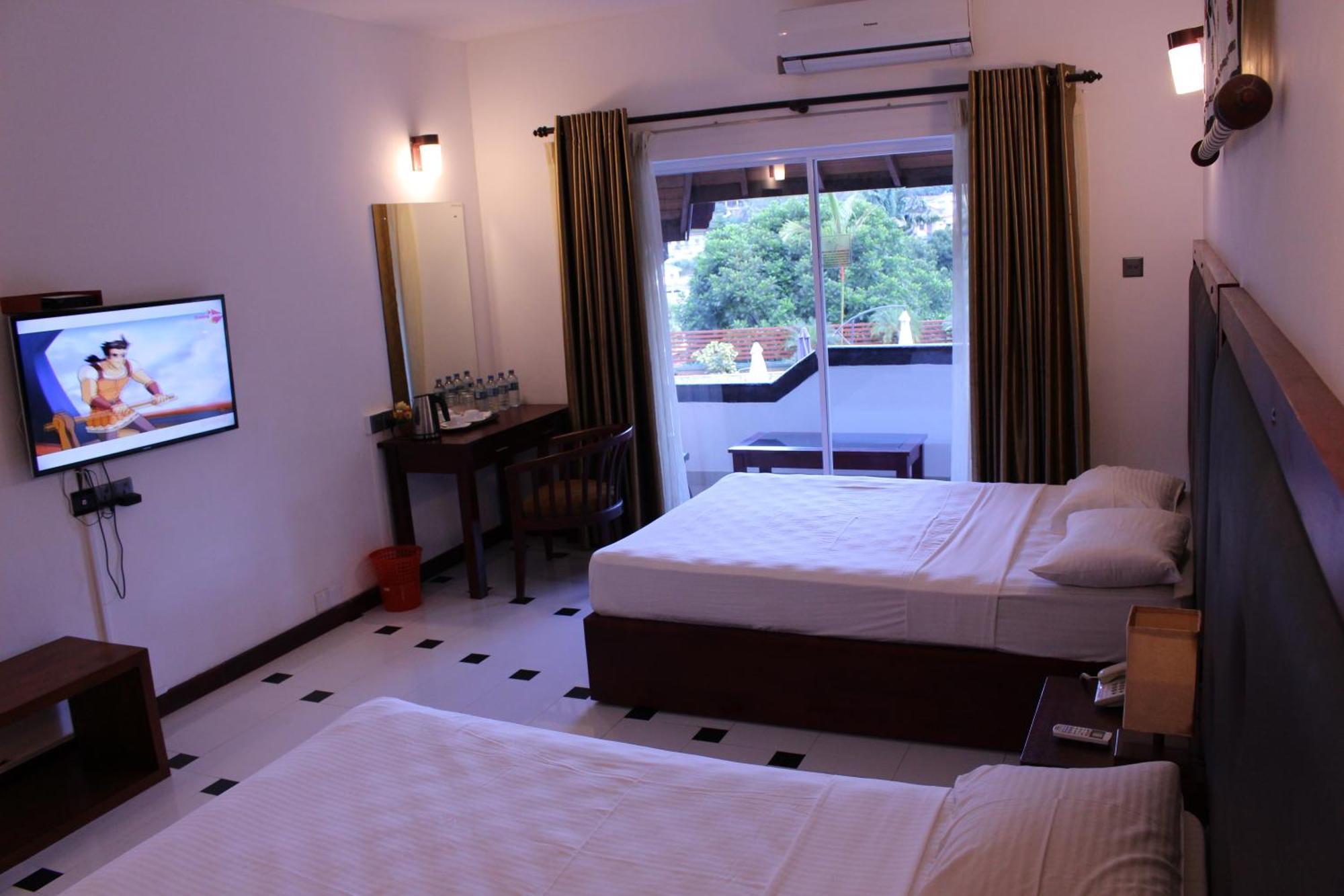 Kandyan Hotel Esterno foto